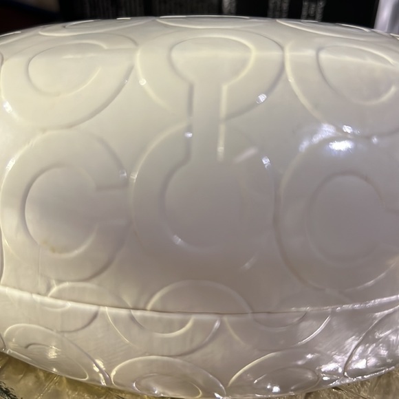 COACH Eyeglass Hard Case OFF WHITE EMBOSSED SIGNATURE Faux PATENT Leather - Picture 7 of 7